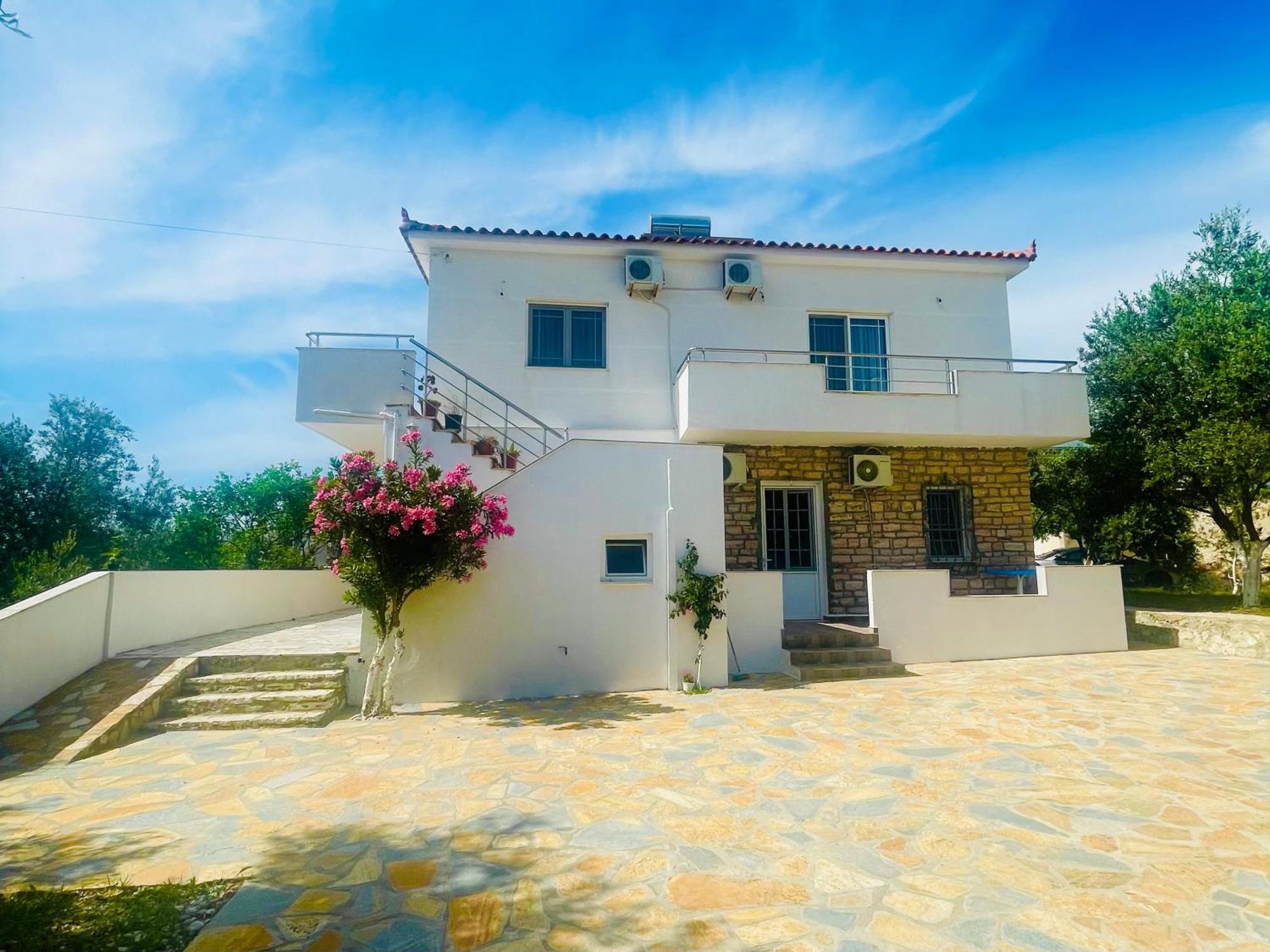 Guesthouse Dollomaja Ksamil Exteriér fotografie